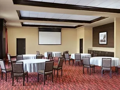 Four Points By Sheraton Edmonton Gateway